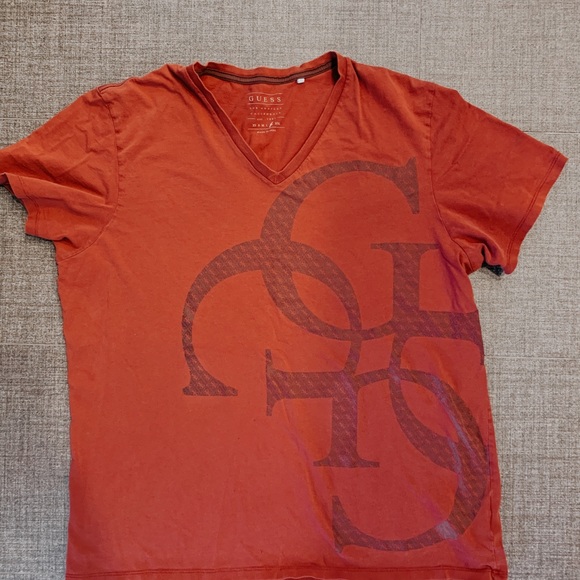 Guess size xxl set of two T-shirts - Picture 2 of 2